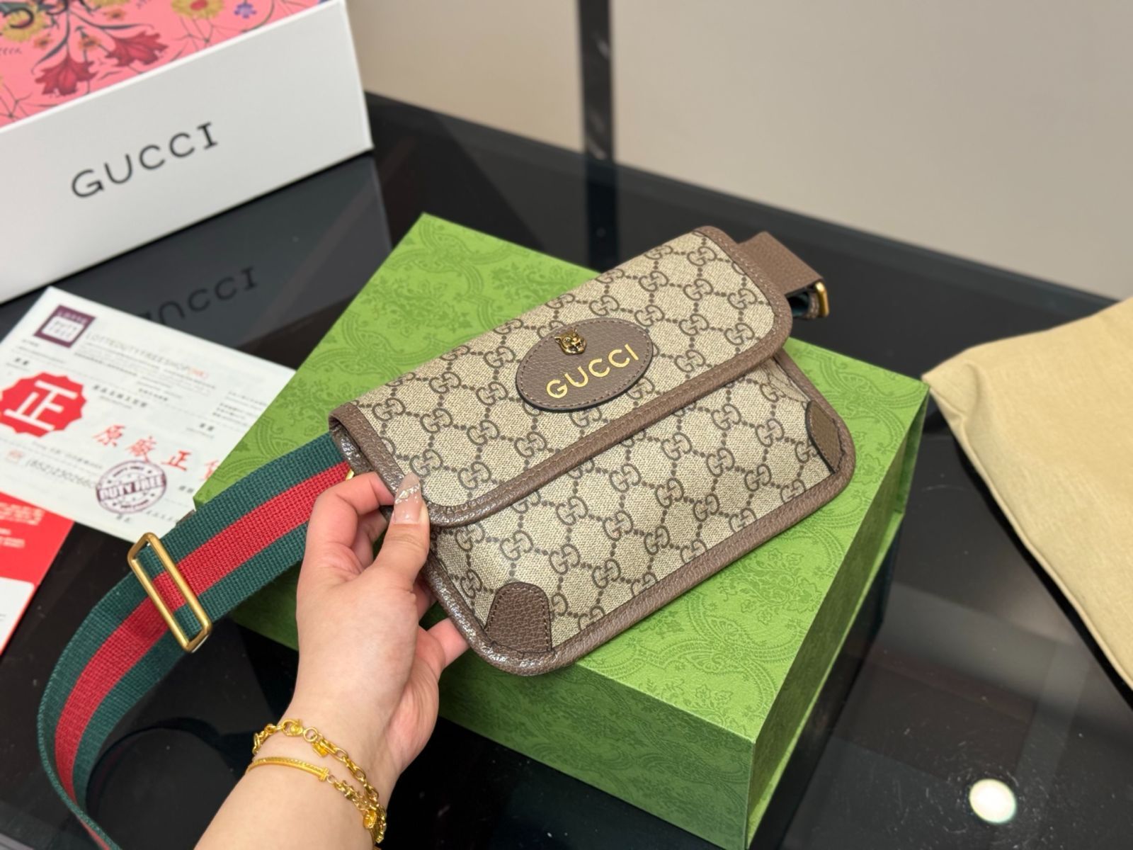 値下げ！GUCCI バッグ タイガー 今日特価】Gucci Tiger Head Waist Bag | グッチ タイガーヘッド