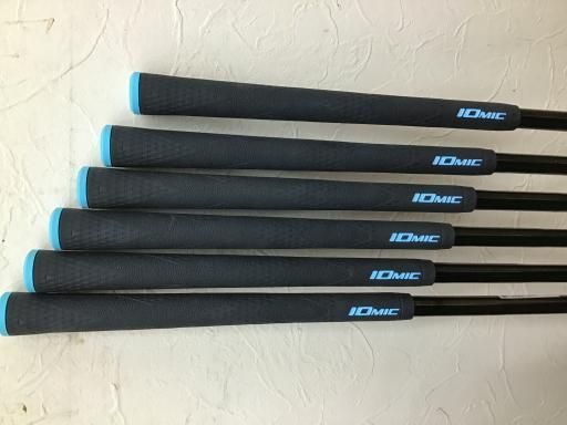 小松明 「冬の日」油彩 色紙大 風景人気画家