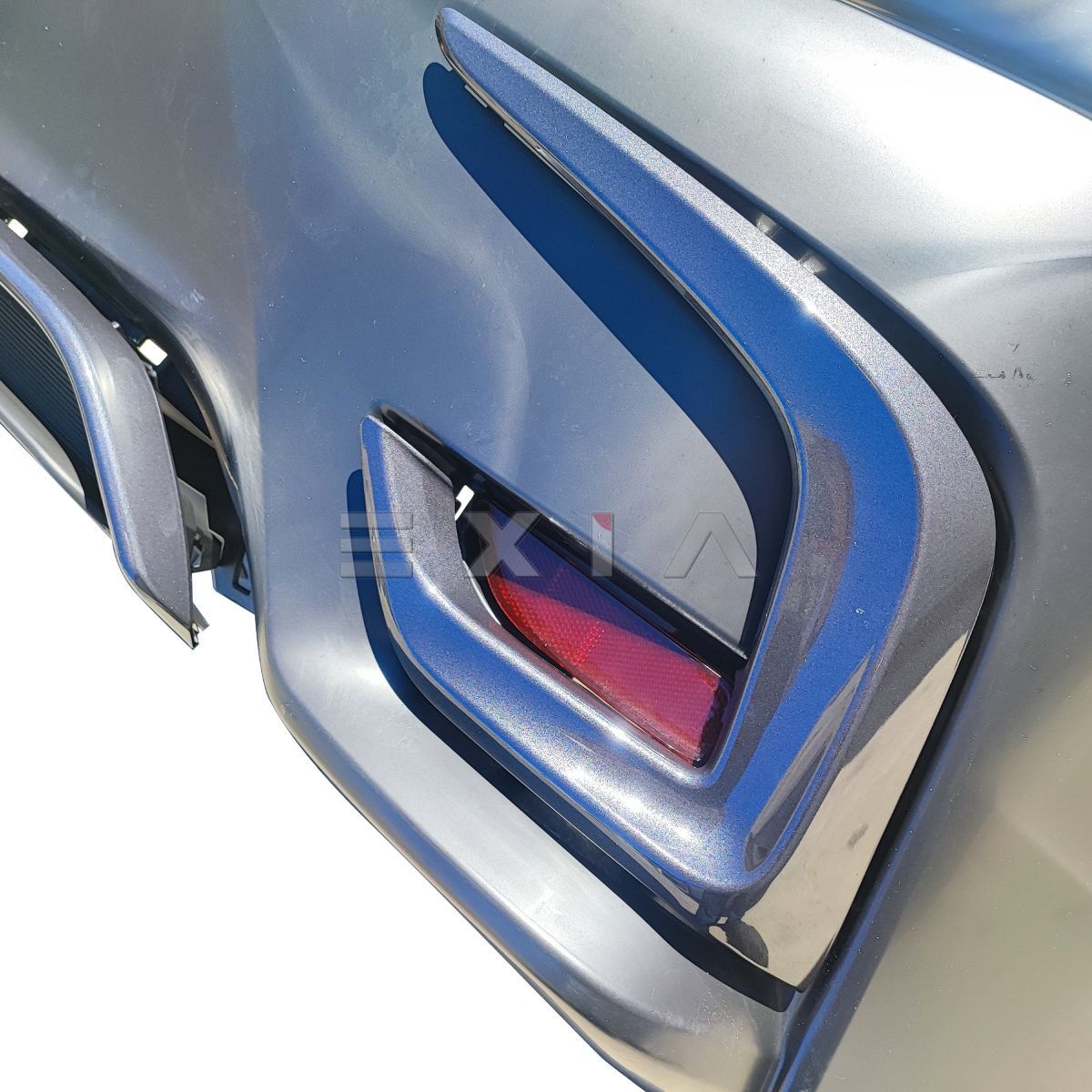 LEXUS CT 後期バージョンCタイプ フロントバンパー スピンドルグリル