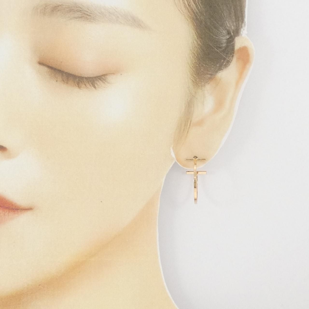 ティファニー Tワイヤー フープ ミディアム ピアス ティファニー t