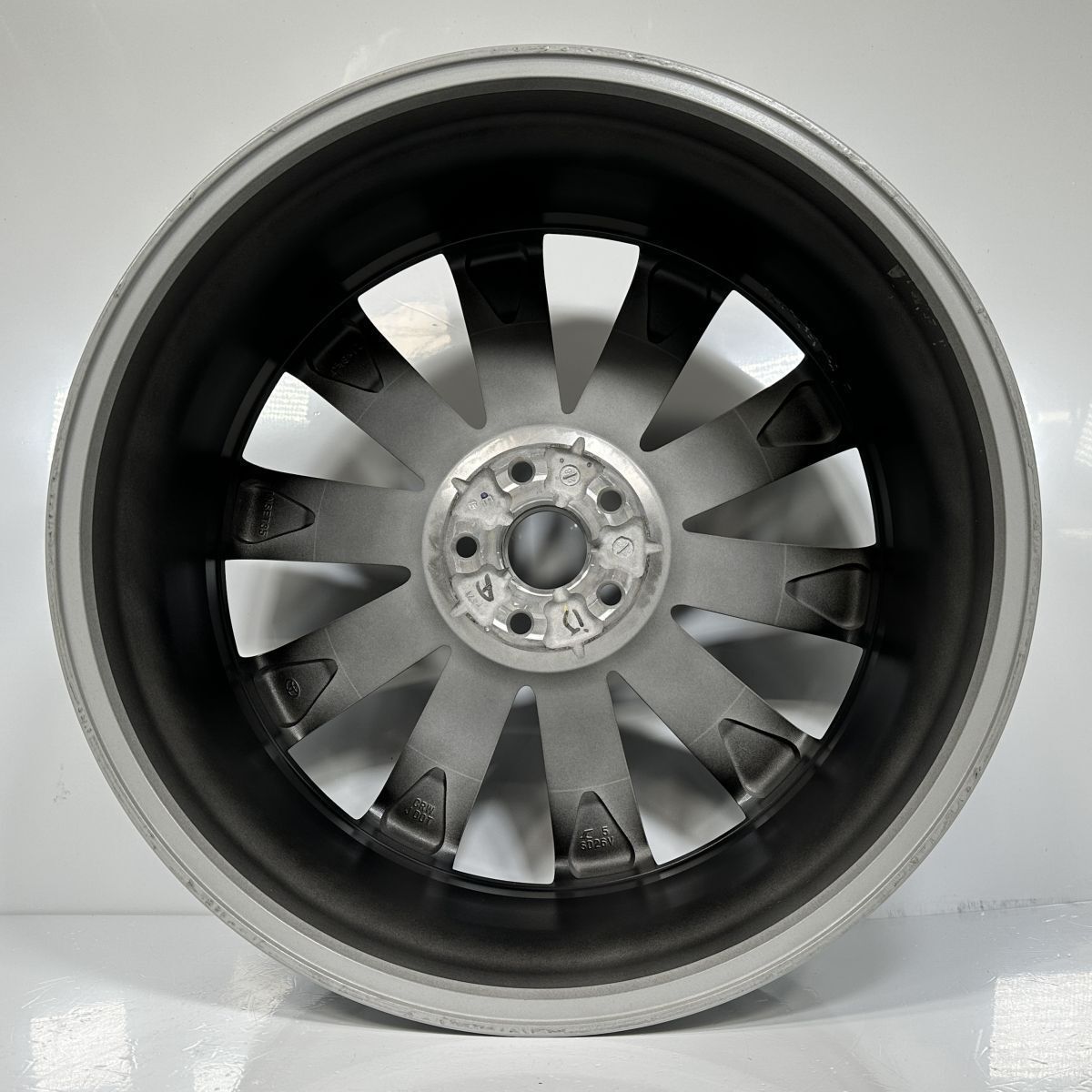 クラウンエステートZ 純正アルミホイール【新車外し】 1本 美品