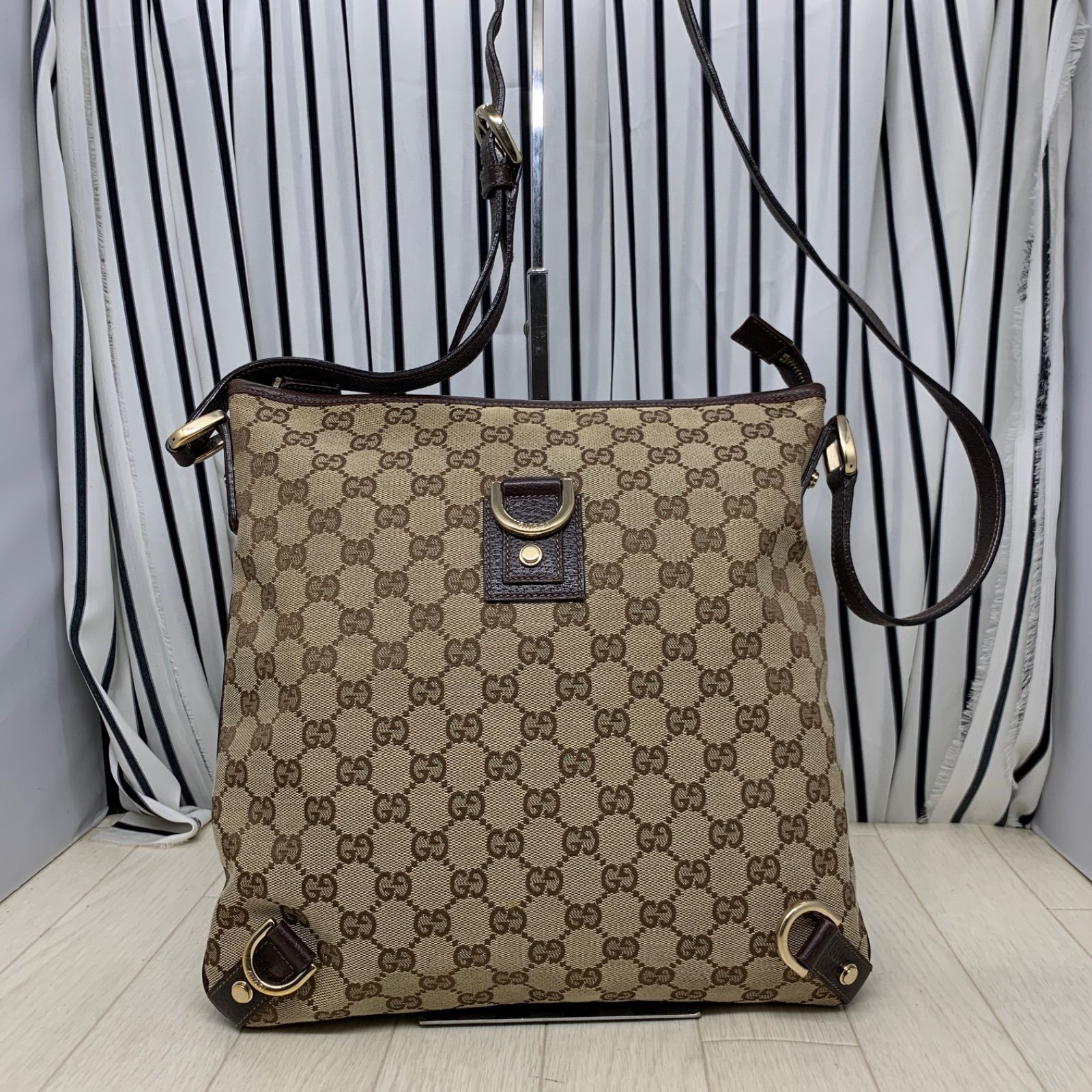 美品】GUCCI×グッチ A4収納可能GG柄斜めがけショルダーバッグ 【公式通販】