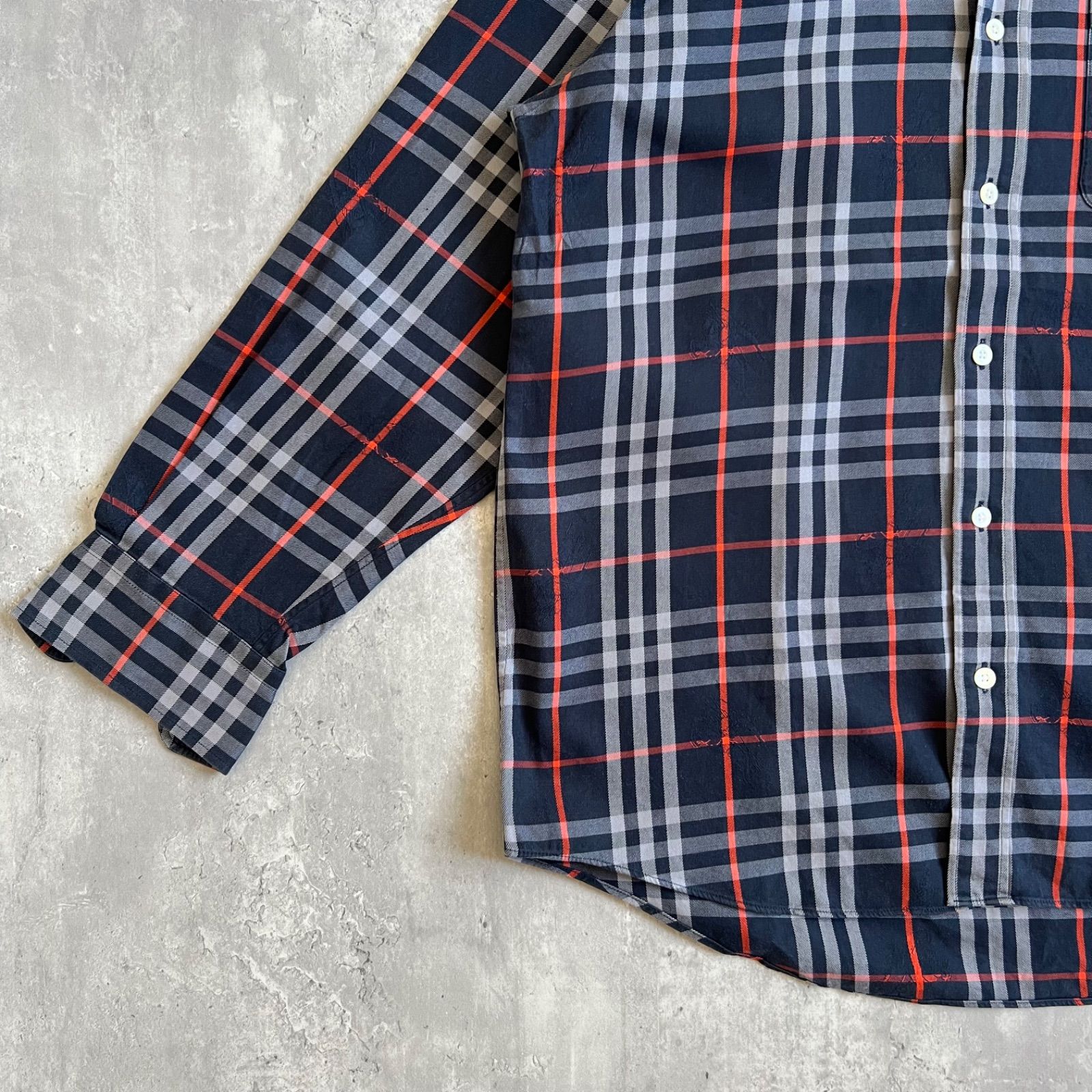 バーバリーズ シャドウホース総柄