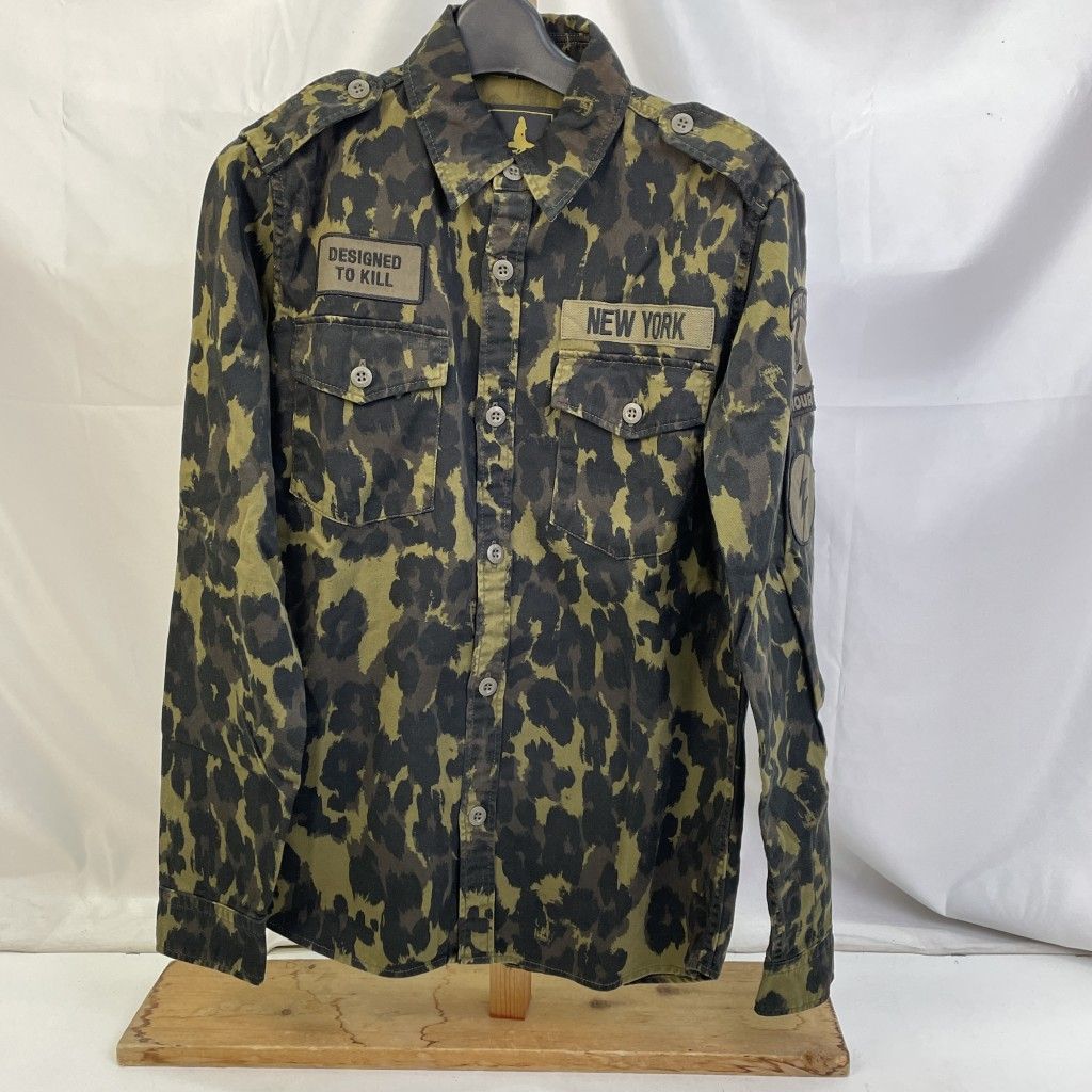 01w-4140 ヒステリックグラマー HYSTERIC GLAMOUR 迷彩ミリタリーシャツ SKULL LEOPARD カーキ サイズS メンズ エポレット ワッペン 長袖シャツ コットン 0201AH01