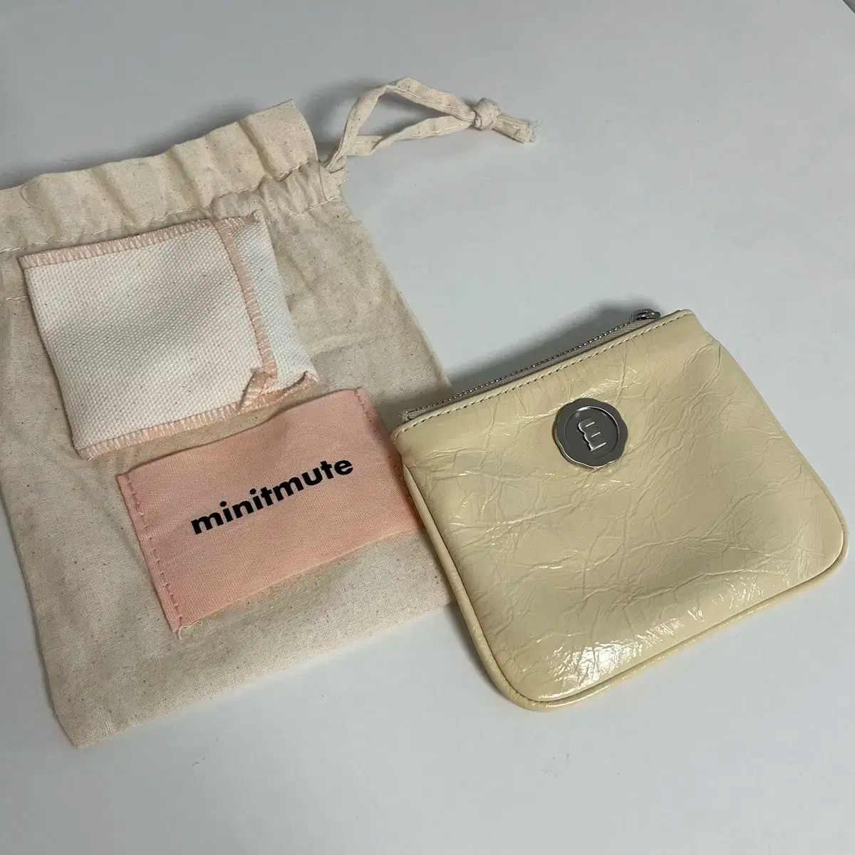 バッグ minitmute Brett Bag Mu Ivory minitmute Brett Bag Mu Ivory 10/24 ファッション MINITMUTE(ミニ