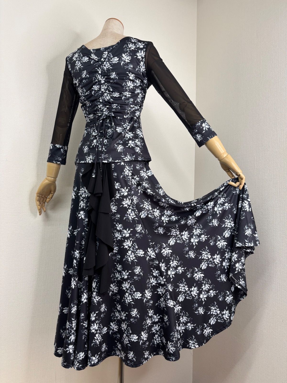 社交ダンス ブラック×ホワイト