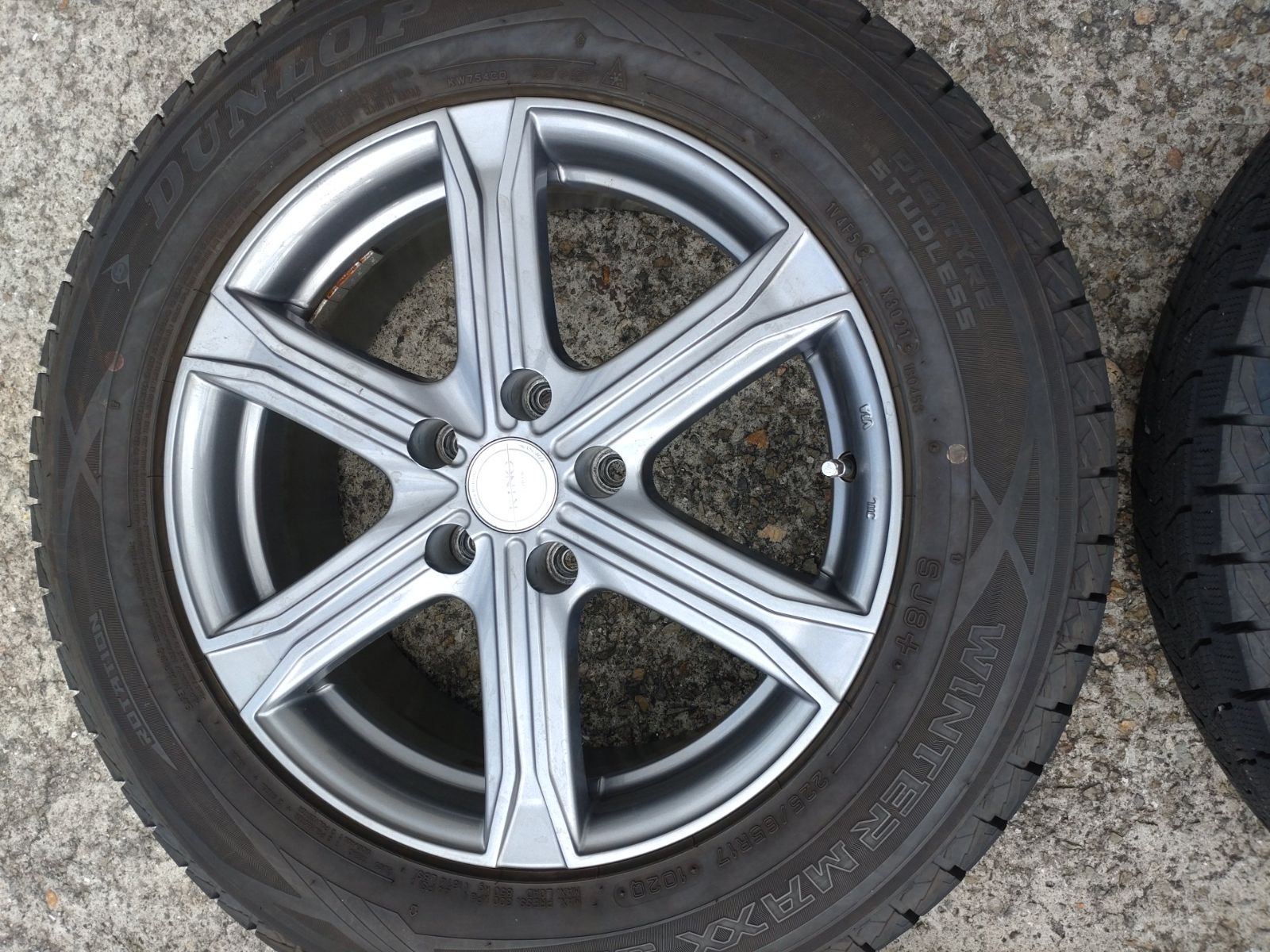 KINO ADEMK Sportsホイール17インチ＋スタッドレスタイヤセット 【公式