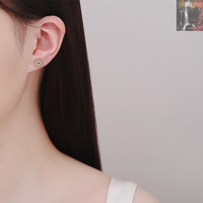 ピアス モアサナイト 0.25ct シルバー925 人工ダイヤモンド