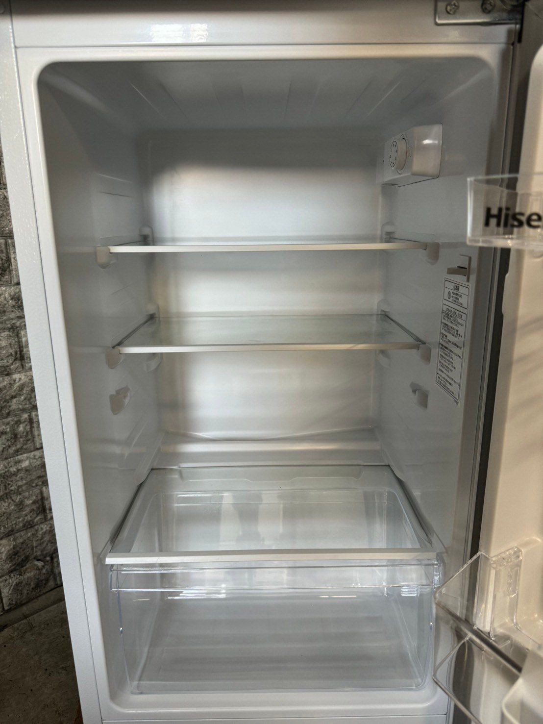 大阪送料無料☆3か月保証☆冷蔵庫☆ハイセンス☆2024年☆124L☆HR  