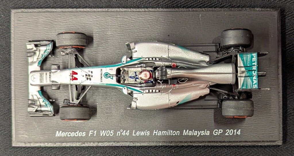 MINIMAX 1/43 sparkmodel F1 Mercedes F1 W05 #44 Lewis