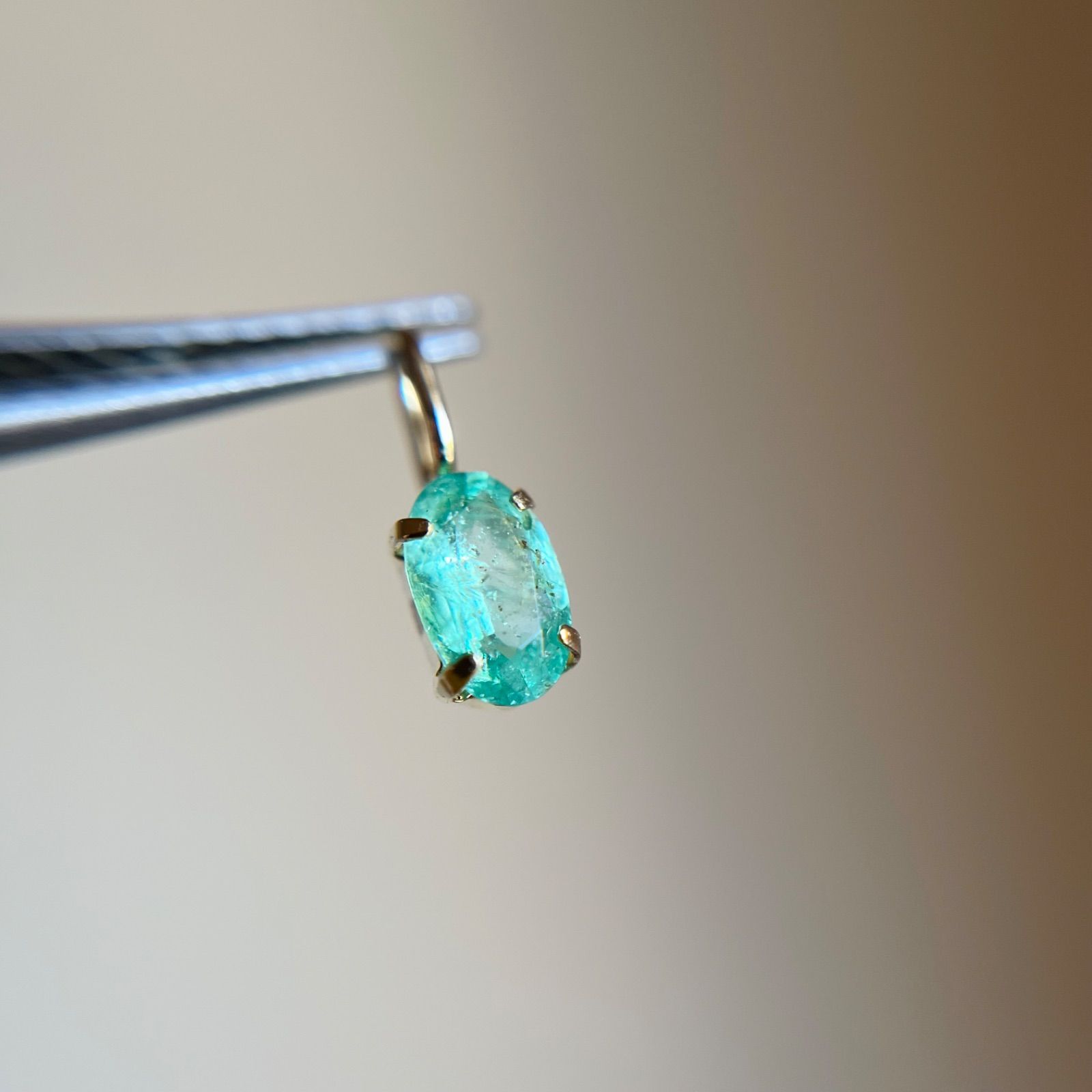 K18 天然石エメラルド ペンダントトップ 18金イエローゴールド