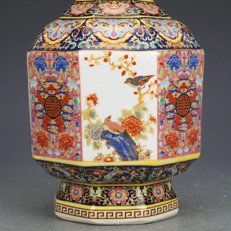 雍正琺瑯彩蒜頭瓶 景徳鎮 陶磁器 装飾品 現代工芸品 美術品 置物 雍正琺瑯彩蒜頭瓶 景徳鎮 陶磁器 装飾品 現代工芸品 美術品 置物