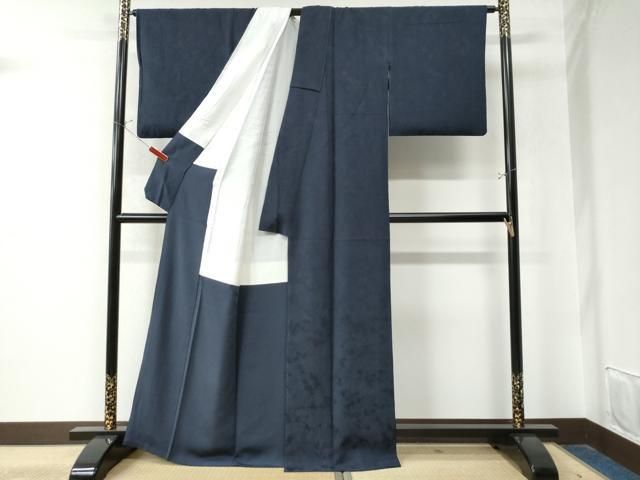 平和屋着物 世界的ファッションデザイナー 山本寛斎 kansaiブランド 色無地 霞地紋 深紫色 正絹 CAAW8538yc