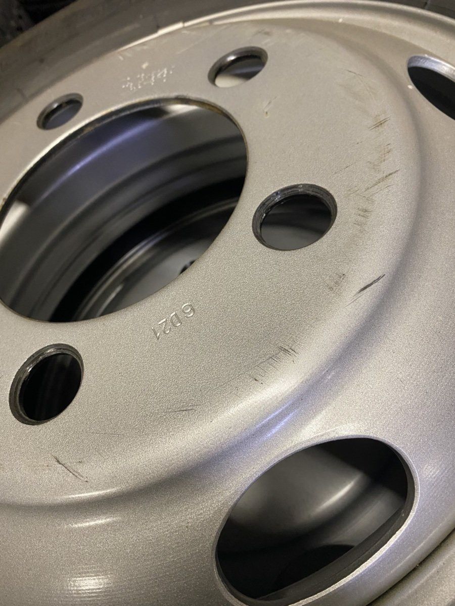 R173 17.5x6.00J