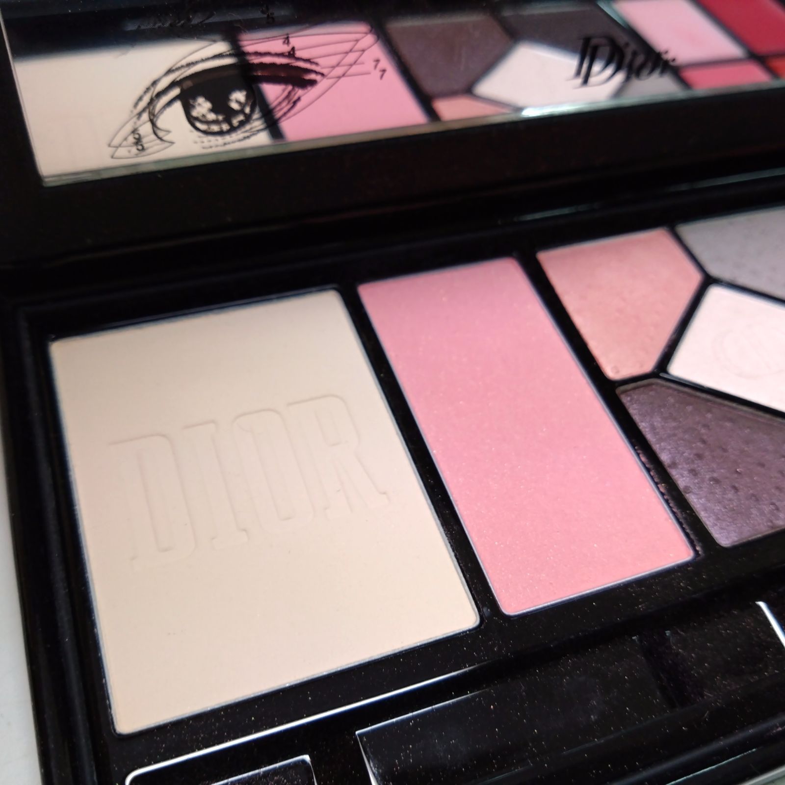 Dior メイクパレット アイシャドーリップファンデーション 試してみた