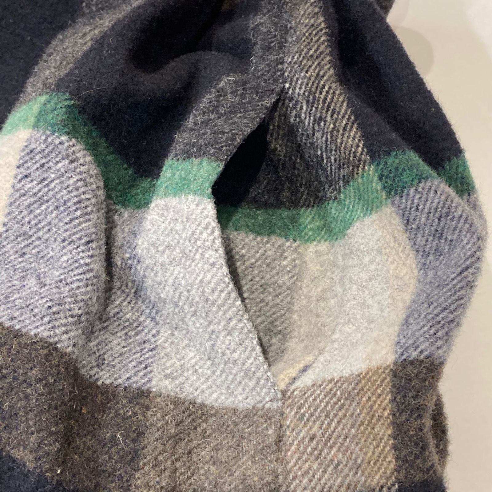 黒×グレー×茶色×グリーン 総裏