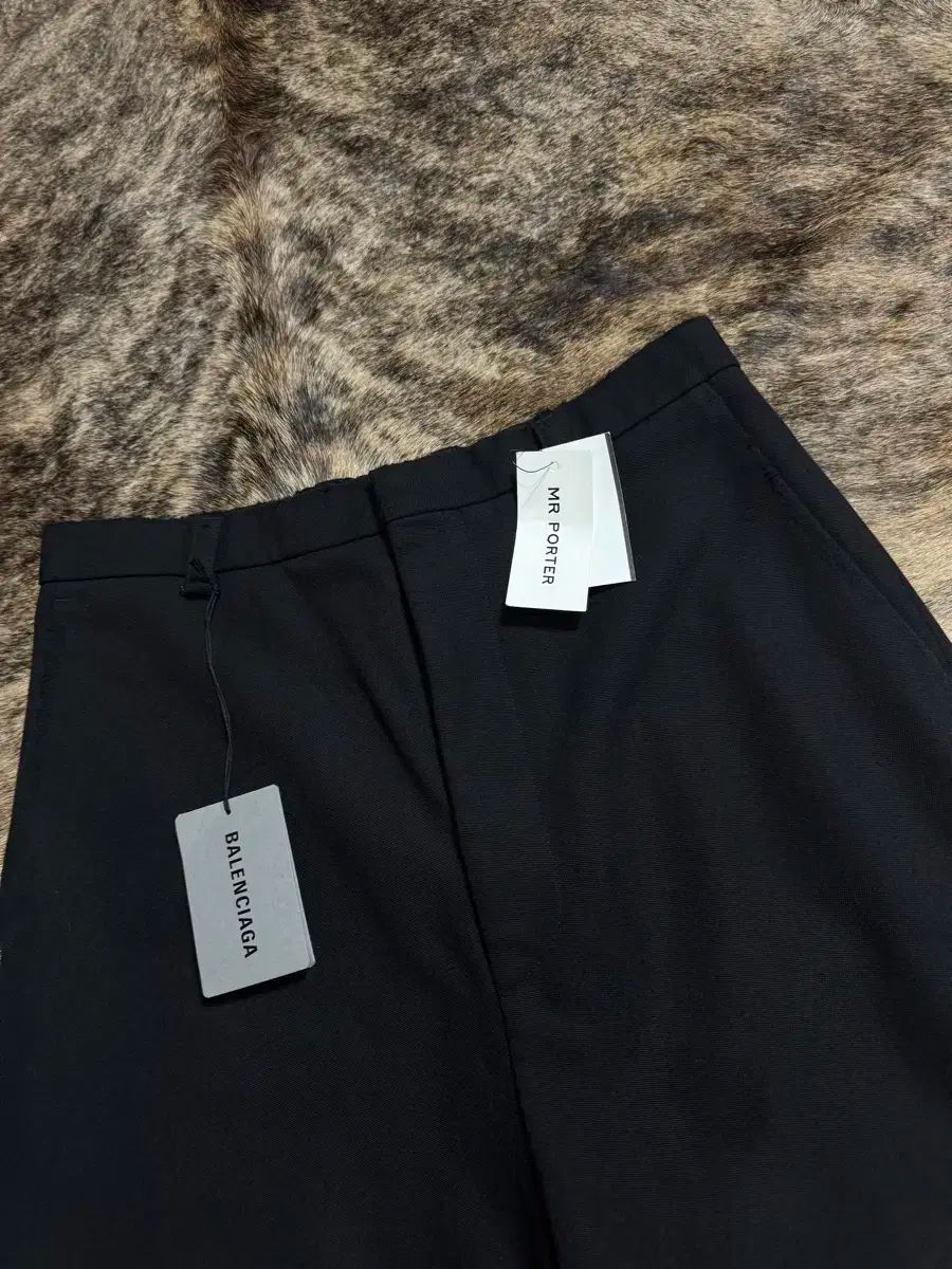 【関税込み】Balenciaga トラウザーズ 楽天市場】【新品】 バレンシアガ BALENCIAGA 676237 TLVA2