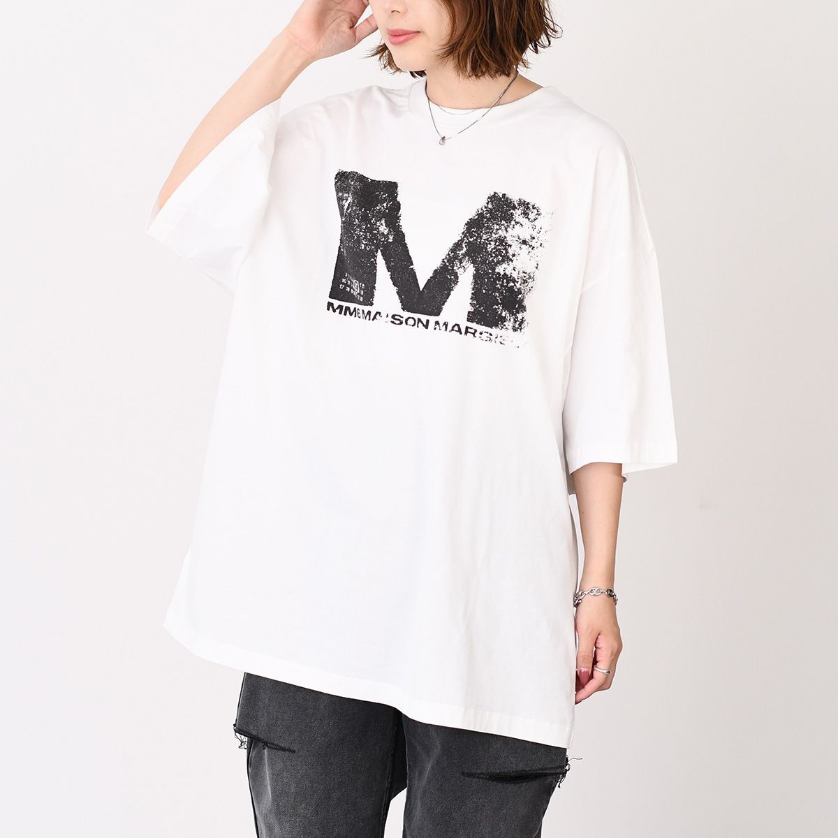 MM6 エムエムシックス メゾンマルジェラ Tシャツ S52GC0342 S24312 レディース 半袖 カットソー クルーネック オーバーサイズ ロゴT カラー3色 楽天市場】MM6 エムエムシックス メゾンマルジェラ Tシャツ