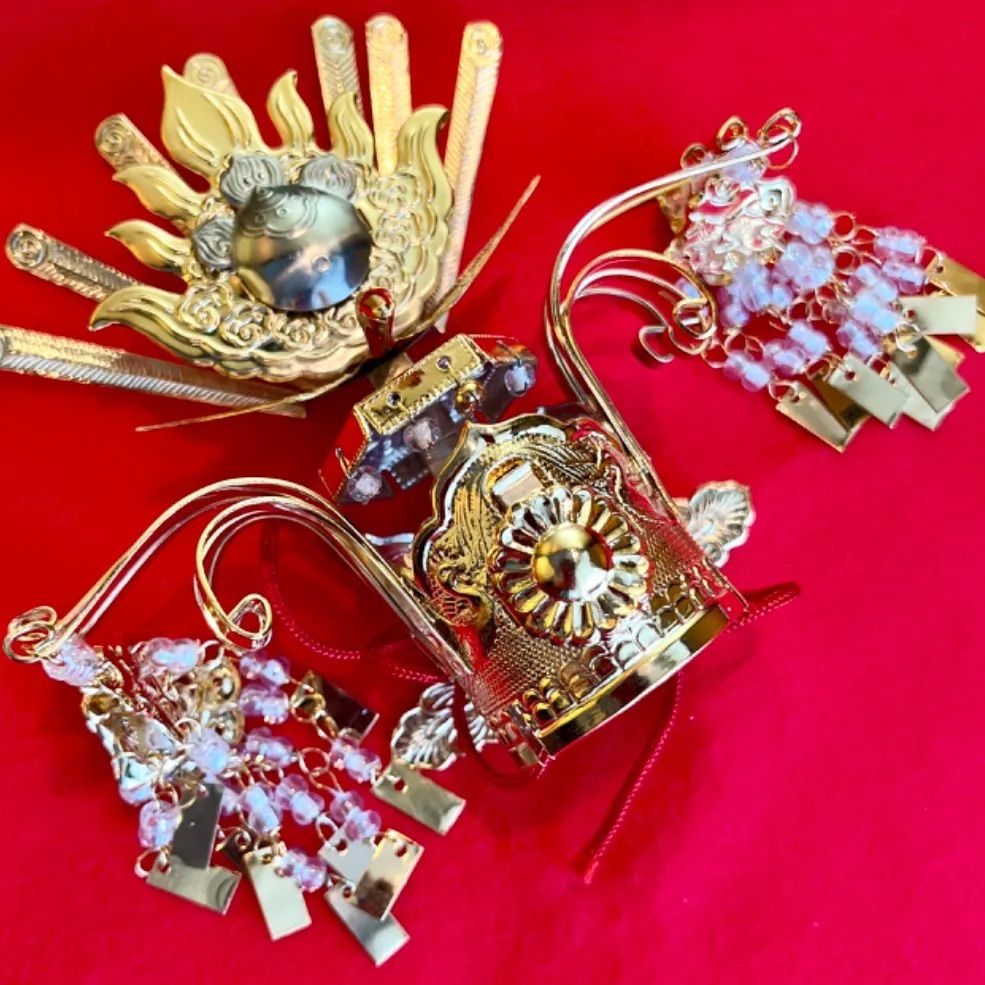 最終値下げ　8点セット 雛人形小道具　天冠飾り　お姫様冠　雛人形天冠　台座付き 最終値下げ 6個セット 雛人形小道具 天冠飾り お姫様冠 雛人形天冠