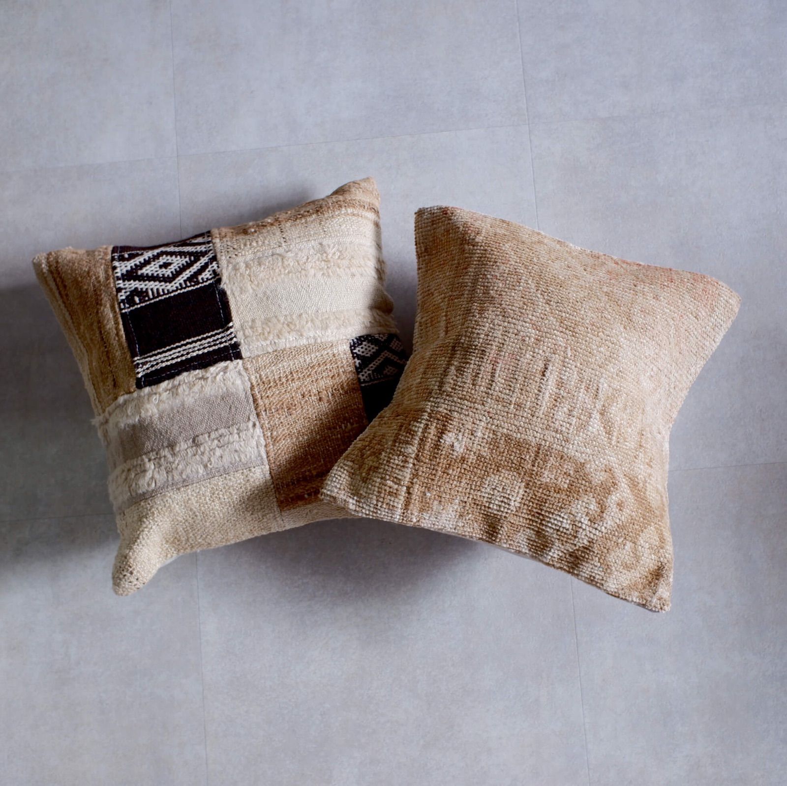 送料込 オールドキリム クッションカバー 45cm×45cm【A99】 - メルカリ