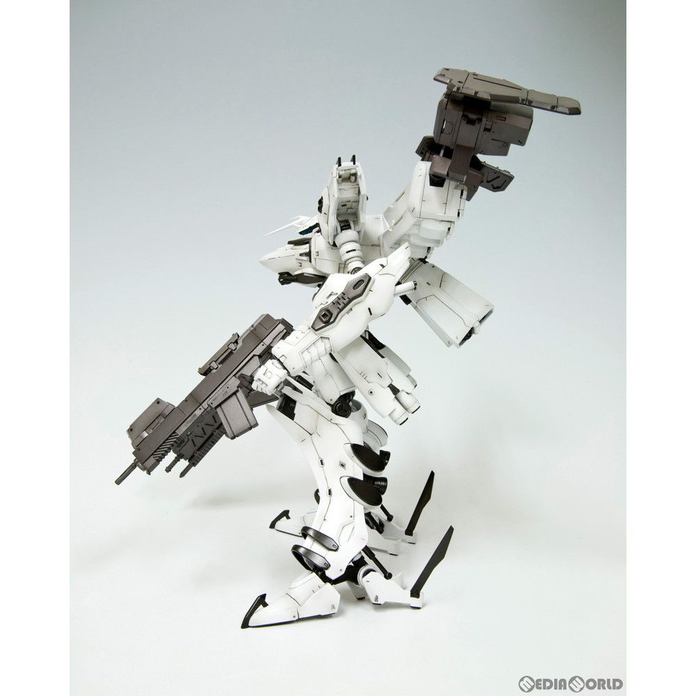 1/72 ラインアーク ホワイト・グリント 「アーマード・コア」 1/72 プラスチックキット ラインアーク WHITE-GLINT ホワイト
