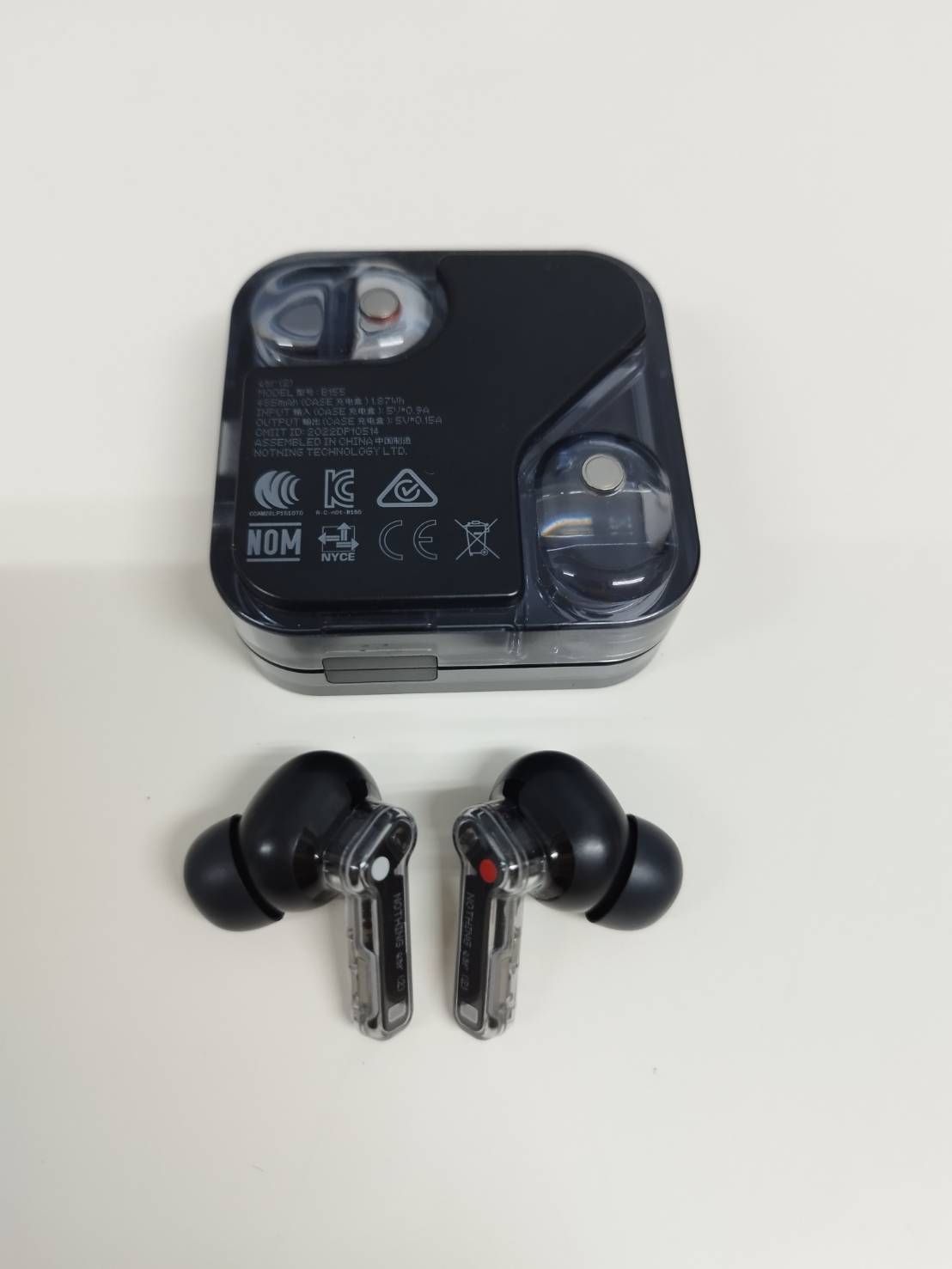  Nothing ear 2 ワイヤレスイヤホン ブラック ワイヤレスイヤホン ワイヤレスイヤホン 骨伝導イヤホン