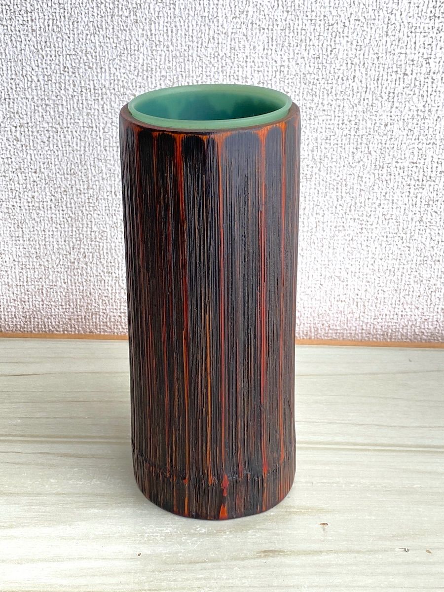 KB96】竹製 竹細工 竹工芸 花入 花器 丸筒型 直径7.5cm 高さ約