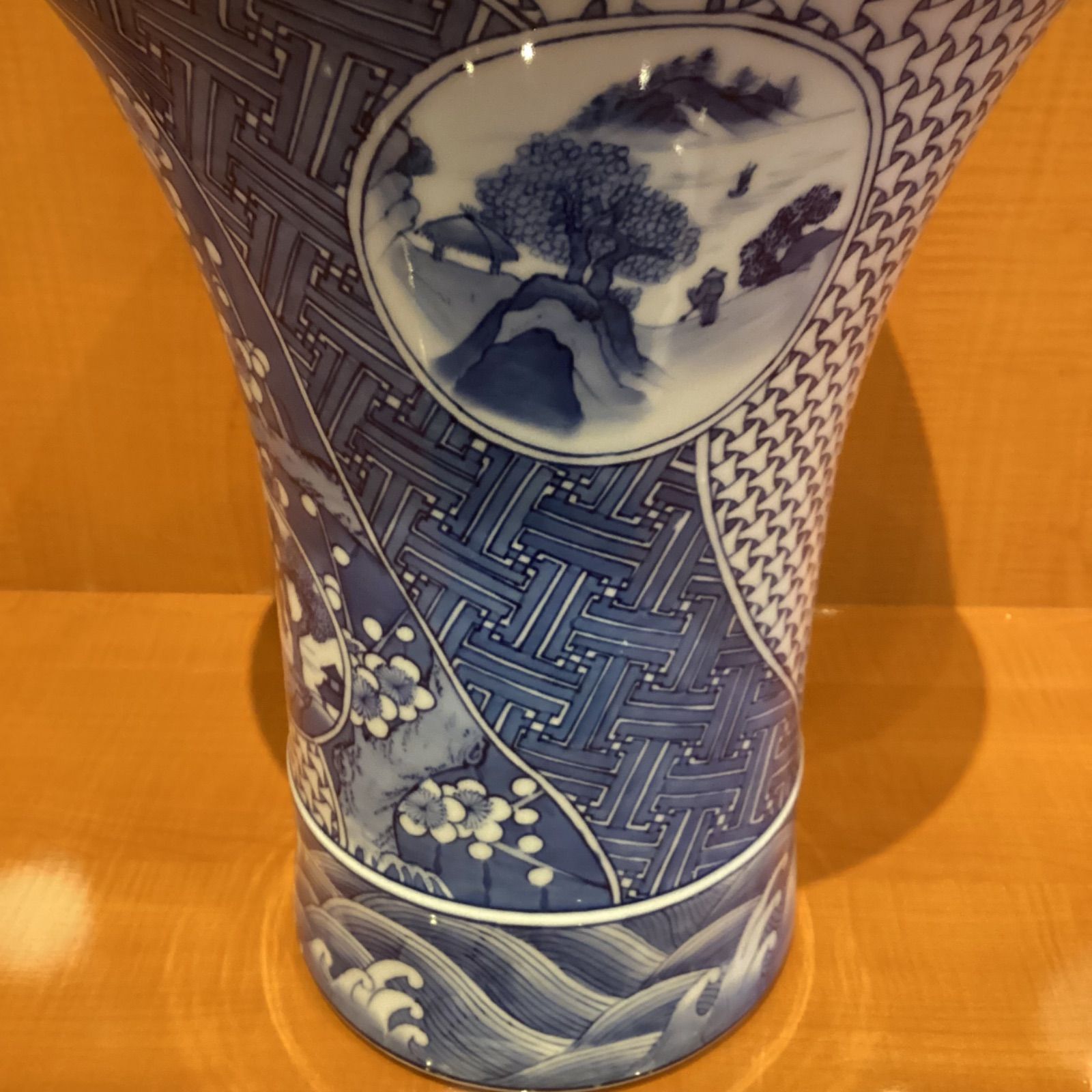 新品未使用】有田焼 花器 未使用品】香蘭社 有田焼 花瓶 花器 壺 共箱付