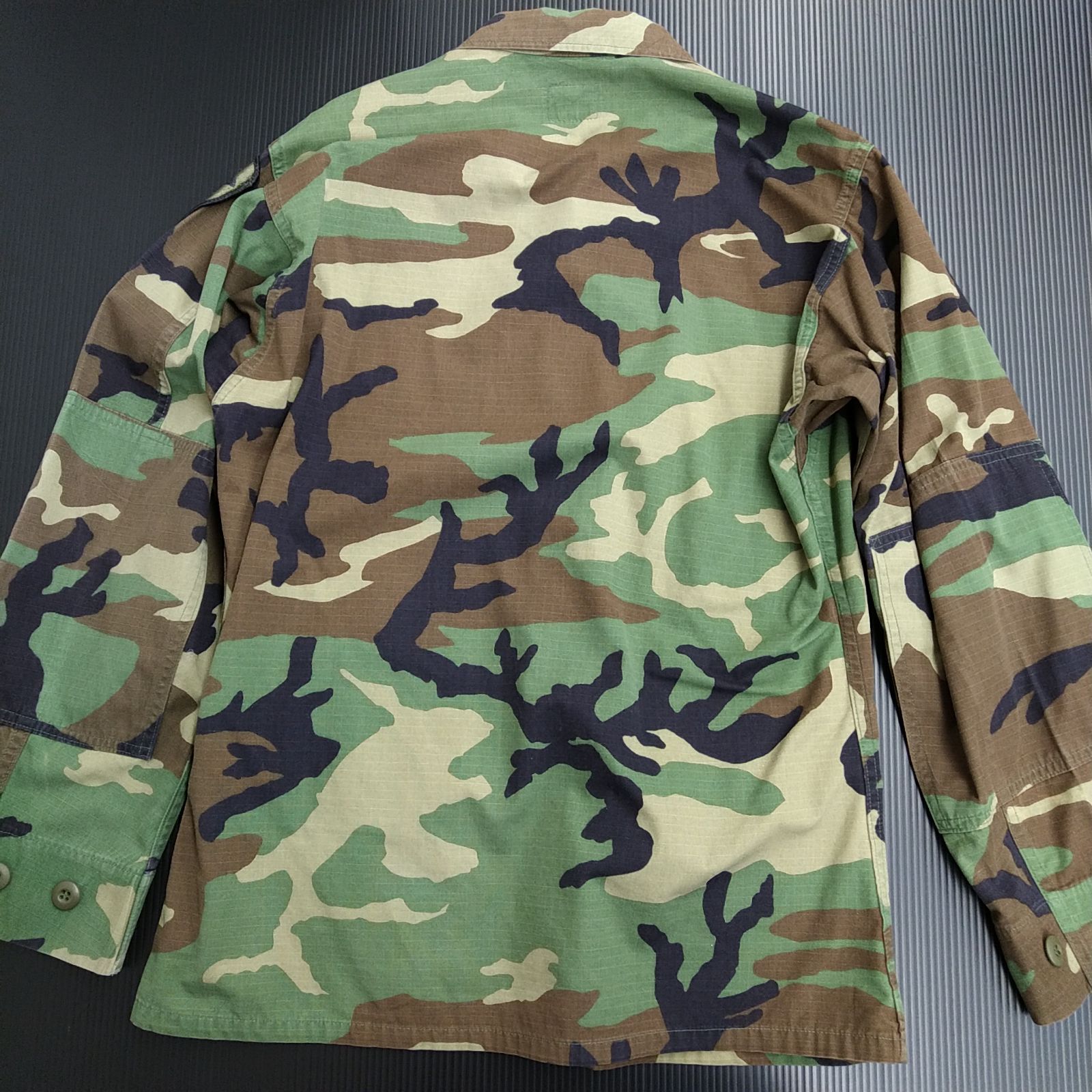 ウッドランドBDU ジャケット 第1騎兵師団 空挺記章 パッチ Sサイズ A41