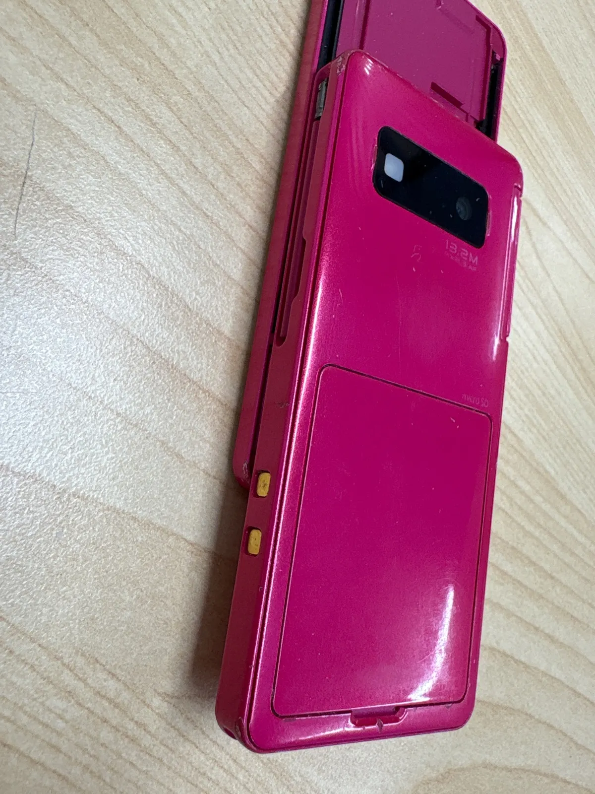 NTT docomo ピンク スライド式携帯電話 P-03D|mercariメルカリ官方指定