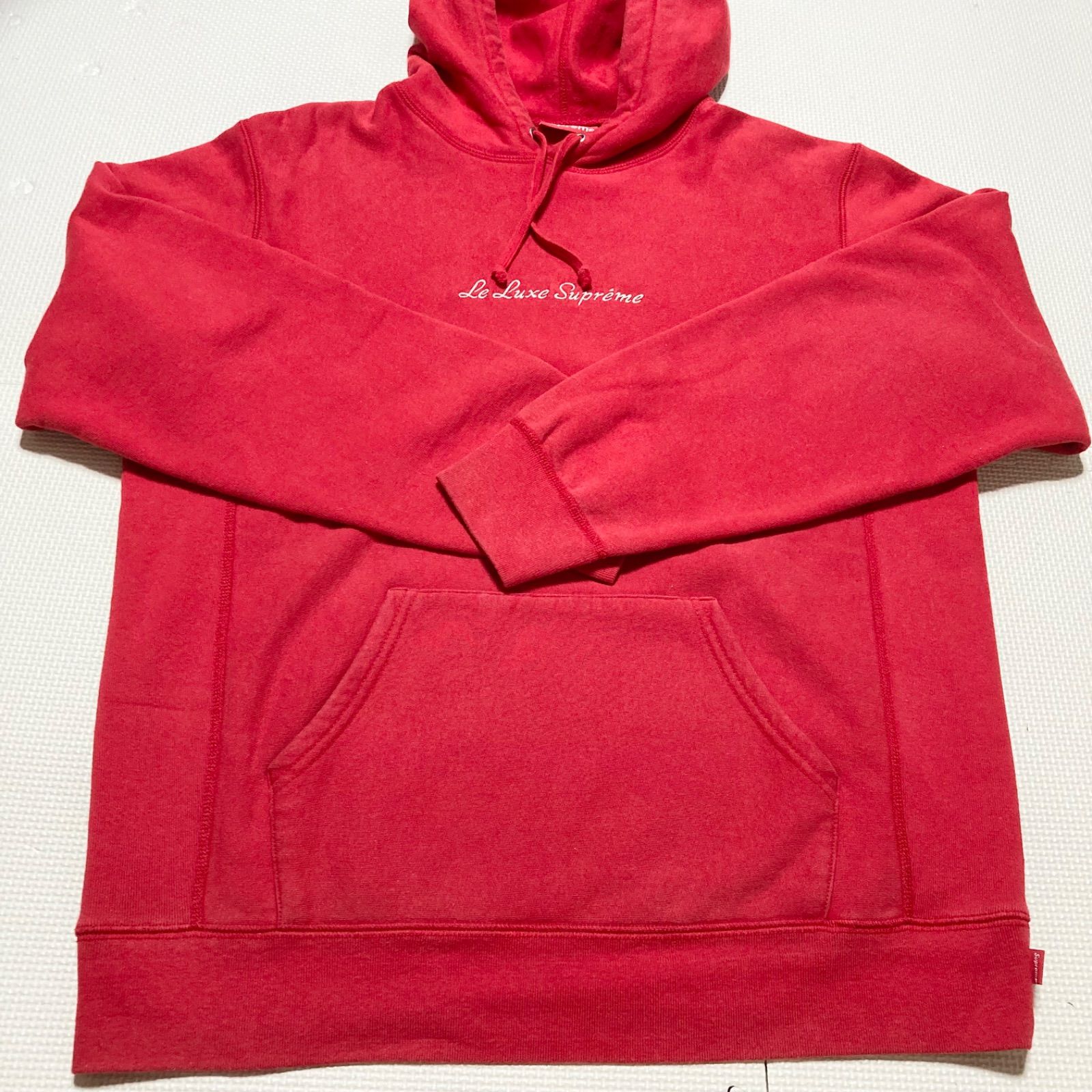 □鑑定済み□Supremeシュプリーム le luxe supreme パーカー 裏起毛 