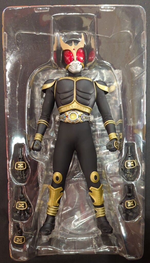 メディコム.トイ。仮面ライダークウガ。 メディコム・トイ RAH DX/amazon限定 仮面ライダークウガ 仮面