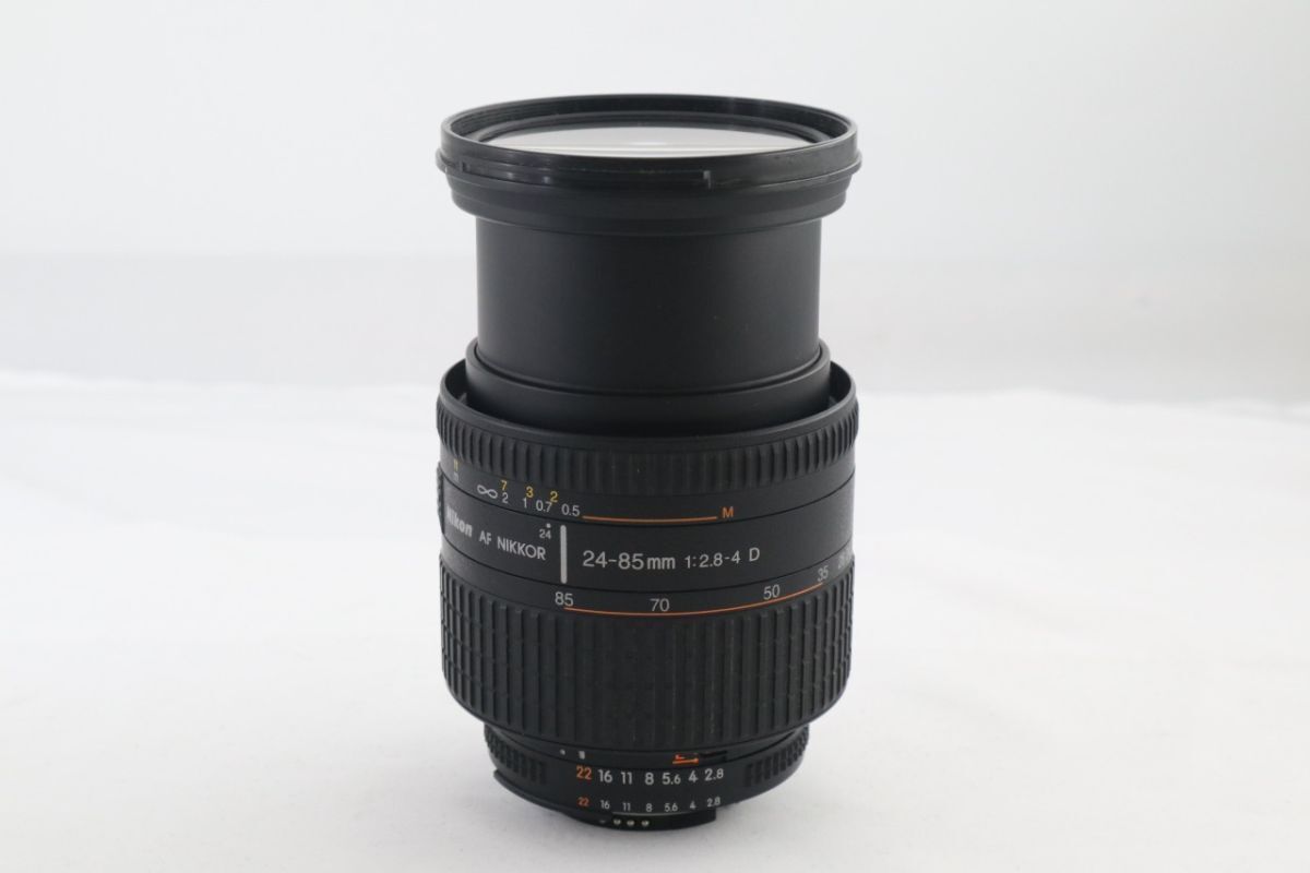 F|2.8-4 D