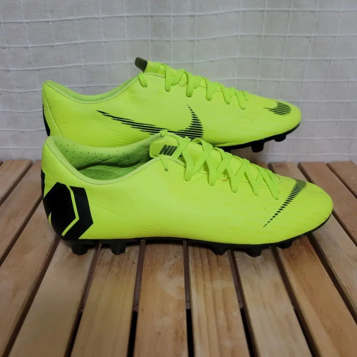 NIKE(ナイキ) マーキュリアル ヴェイパー 12 サッカーシューズ 255