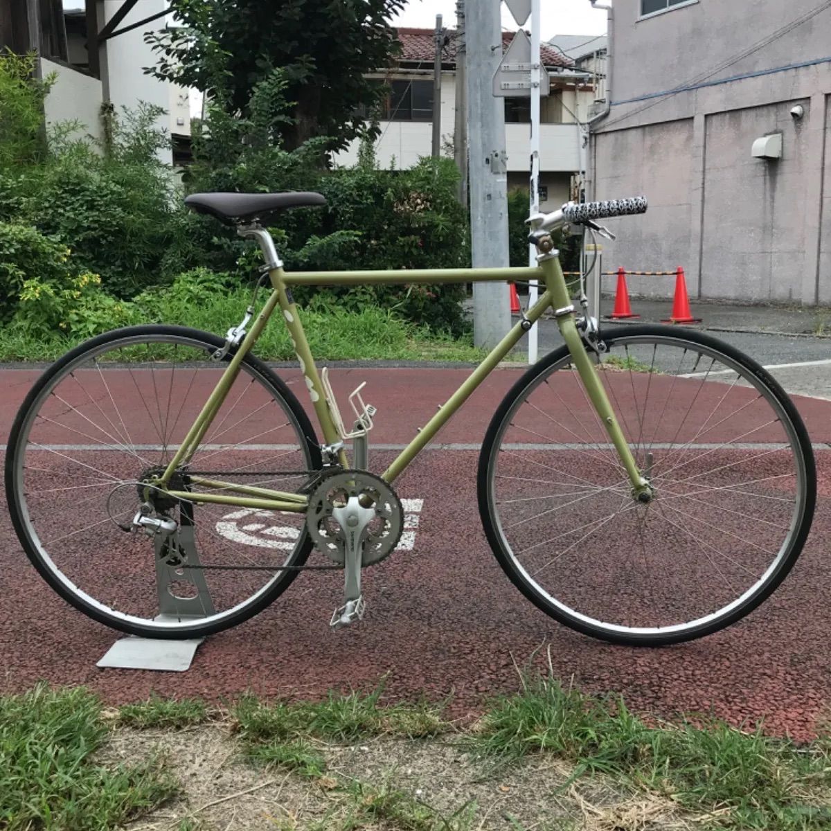 Jeep 子供用自転車 オリーブグリーン 18インチ カゴ付き　引き取り可能 M*i様 Jeep 子供用自転車 18インチ オリーブグリーン 楽天市場】【 18