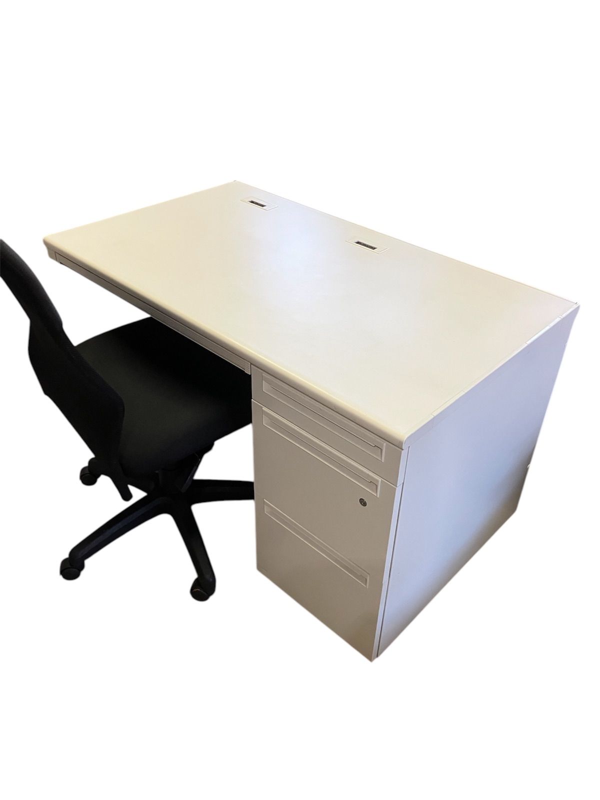 【美品】カリモク 食堂椅子 肘なし 肘付き コロニアル CC17モデル 　H COLONIAL（カリモク家具） カリモク 食堂椅子 肘なし 肘付き