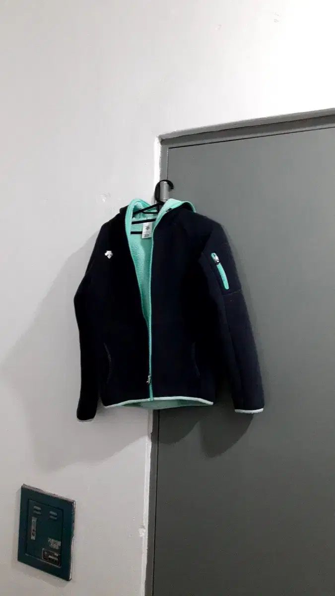DESCENTE デサント アシュライト 85