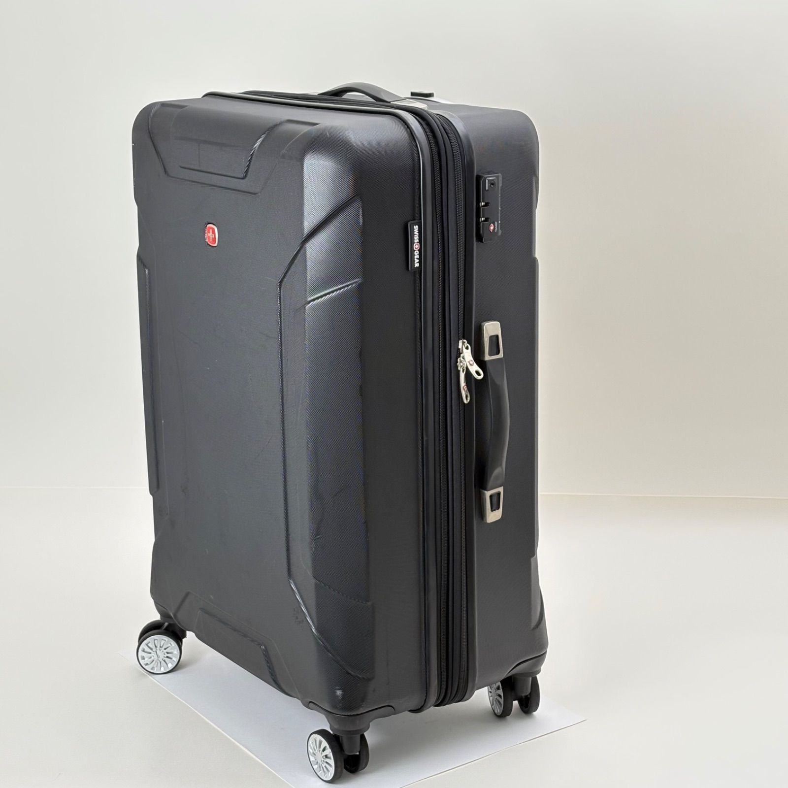軽量スーツケース SWISS GEAR 約120L TSAロック 四輪キャリー - メルカリ