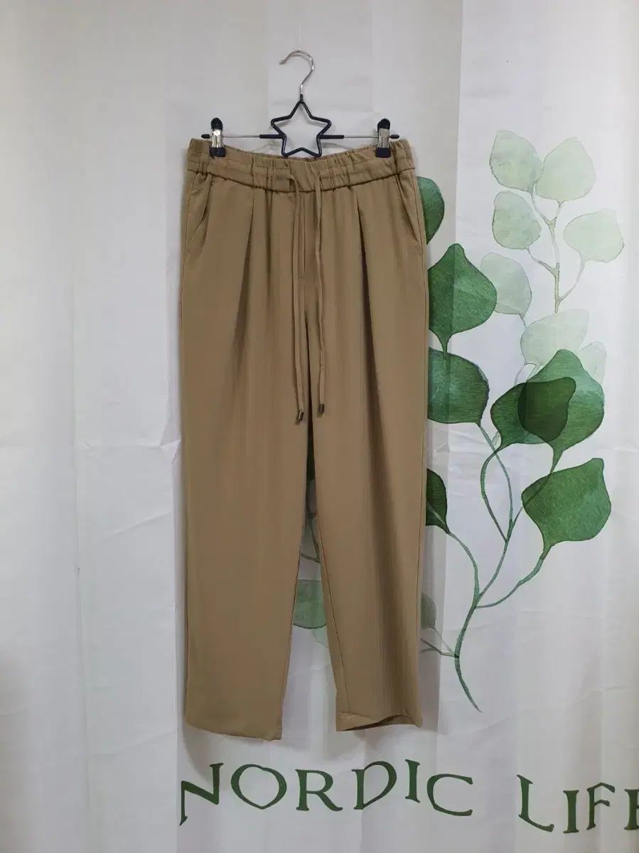 the AtG バンディング スラックス 新品