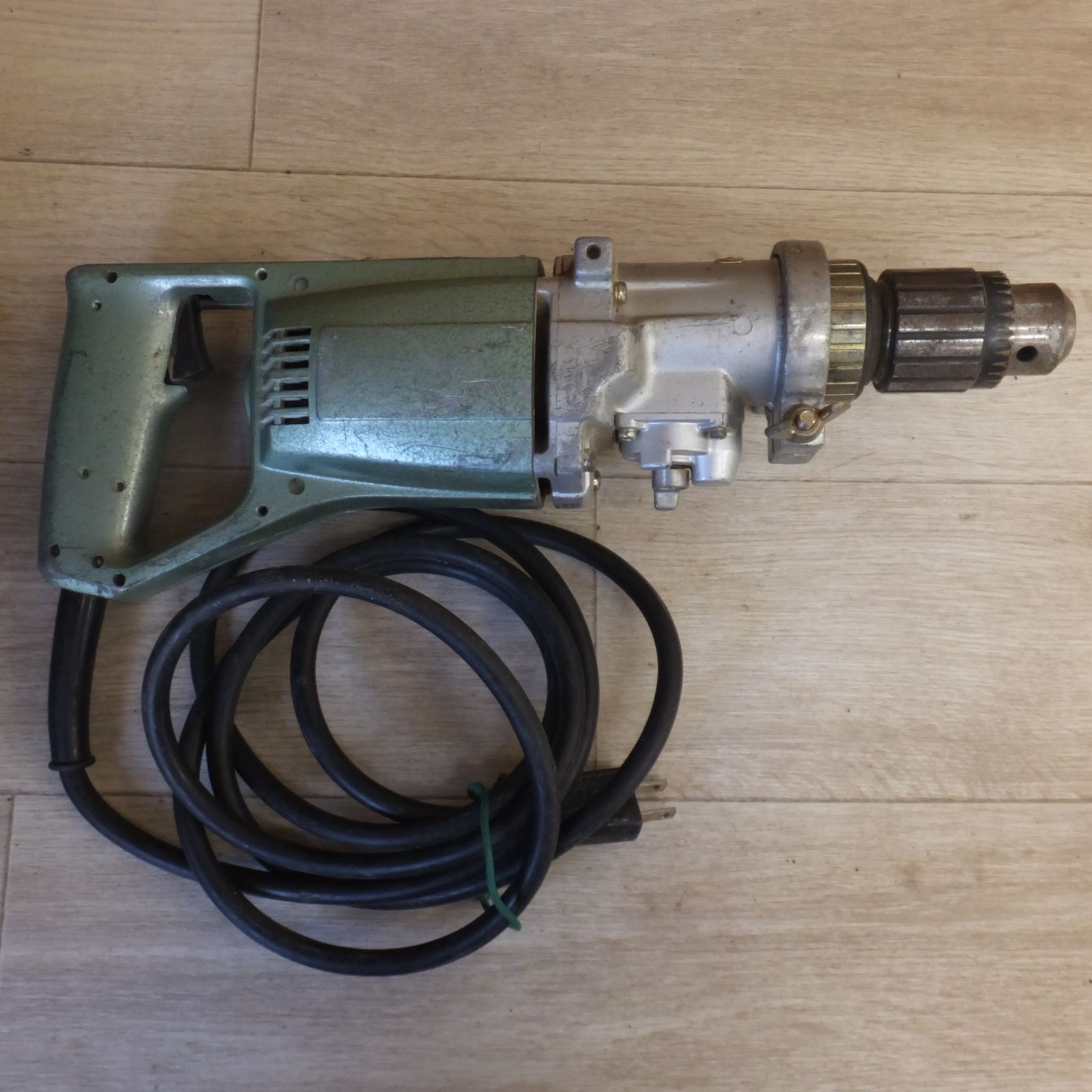 ② 保管品 日立工機 19mm 振動ドリル V-19 HITACHI DIY 電動工具 100