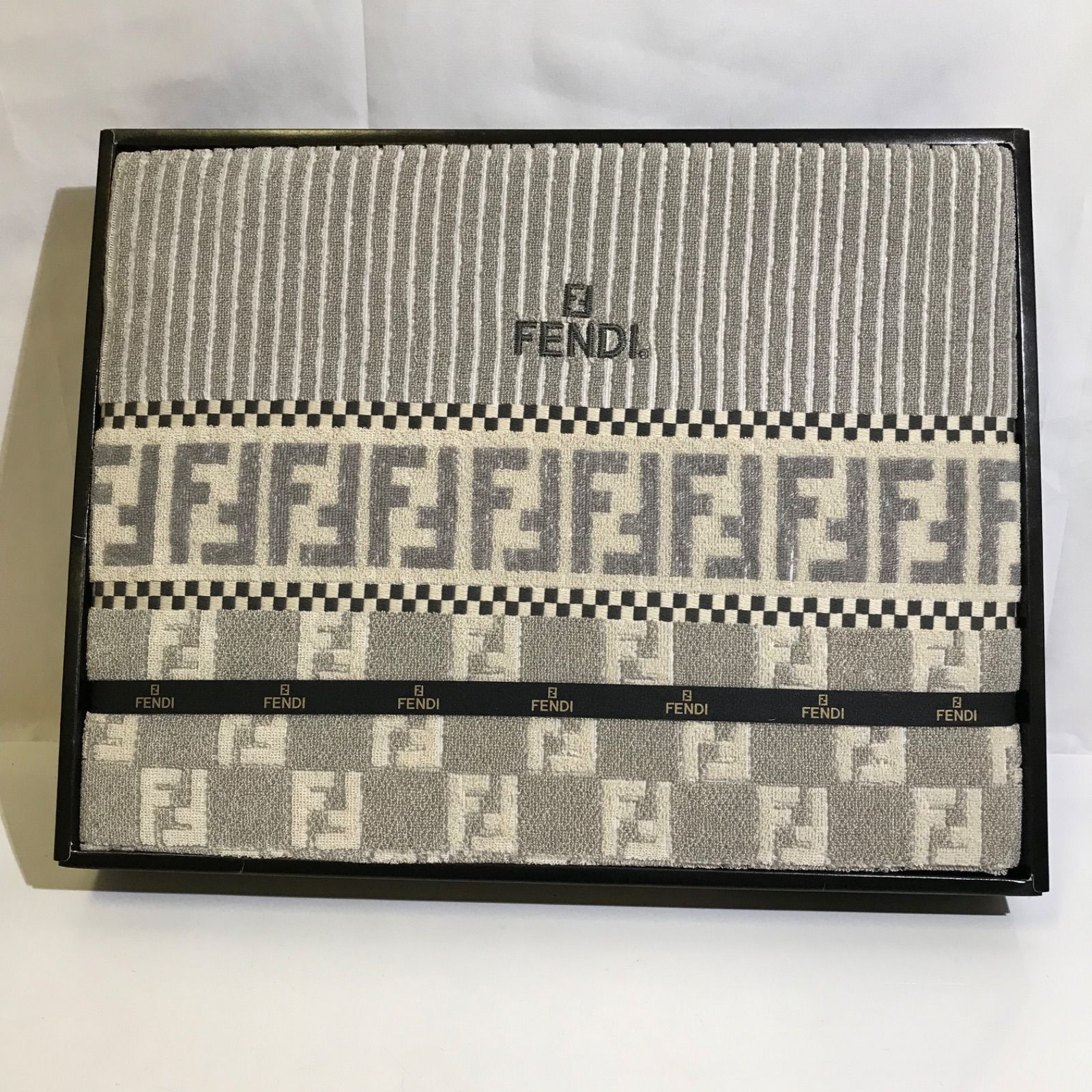 美品】FENDI フェンディ タオルケット FF ズッカ タオルシーツ