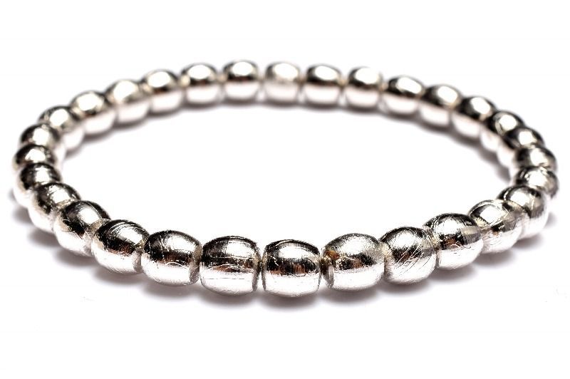 １点物 メテオライト アルタイ隕石 5.5x6mm シルバーコーティング チューブ ブレスレット パワーストーン 天然石 _MA9909