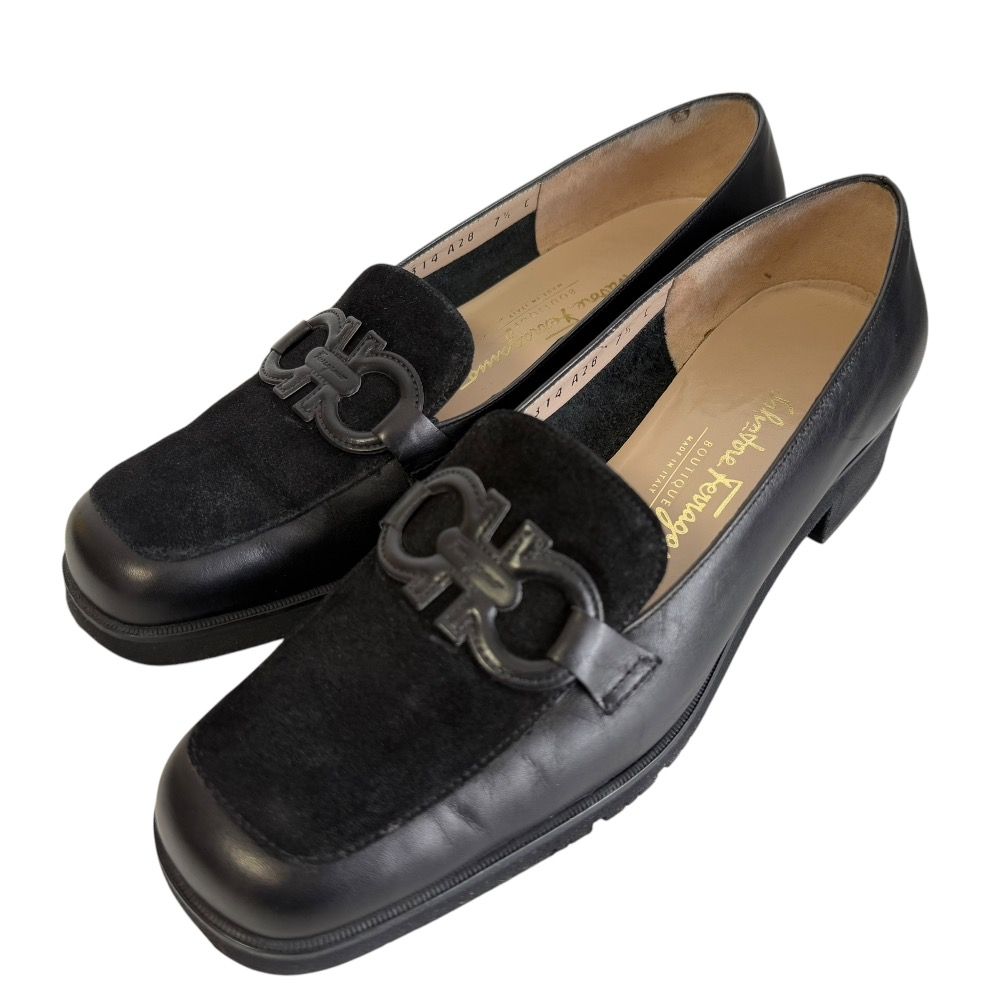 サルバトーレフェラガモ Salvatore Ferragamo ローファー オックスフォード ガンチーニ モカシン ブラック レディース  Salvatore F(505843779) | フェラガモ(FERRAGAMO) - d fashion