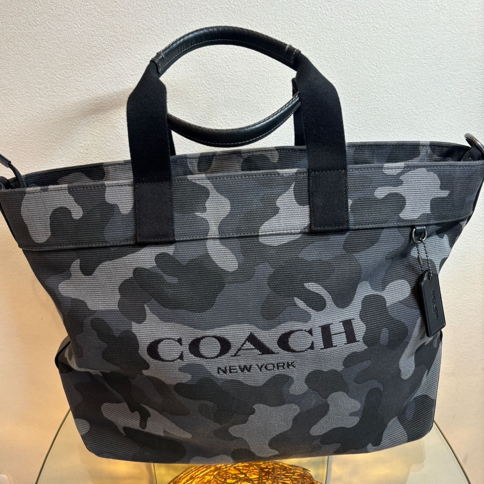 ΩNA3922 大人気！ COACH コーチ トートバッグ ハンドバッグ カモ