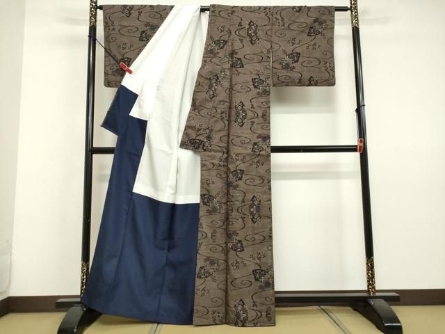 平和屋着物○本場大島紬 7マルキ 流水地紙草花文 正絹 逸品 DAAV1278tw