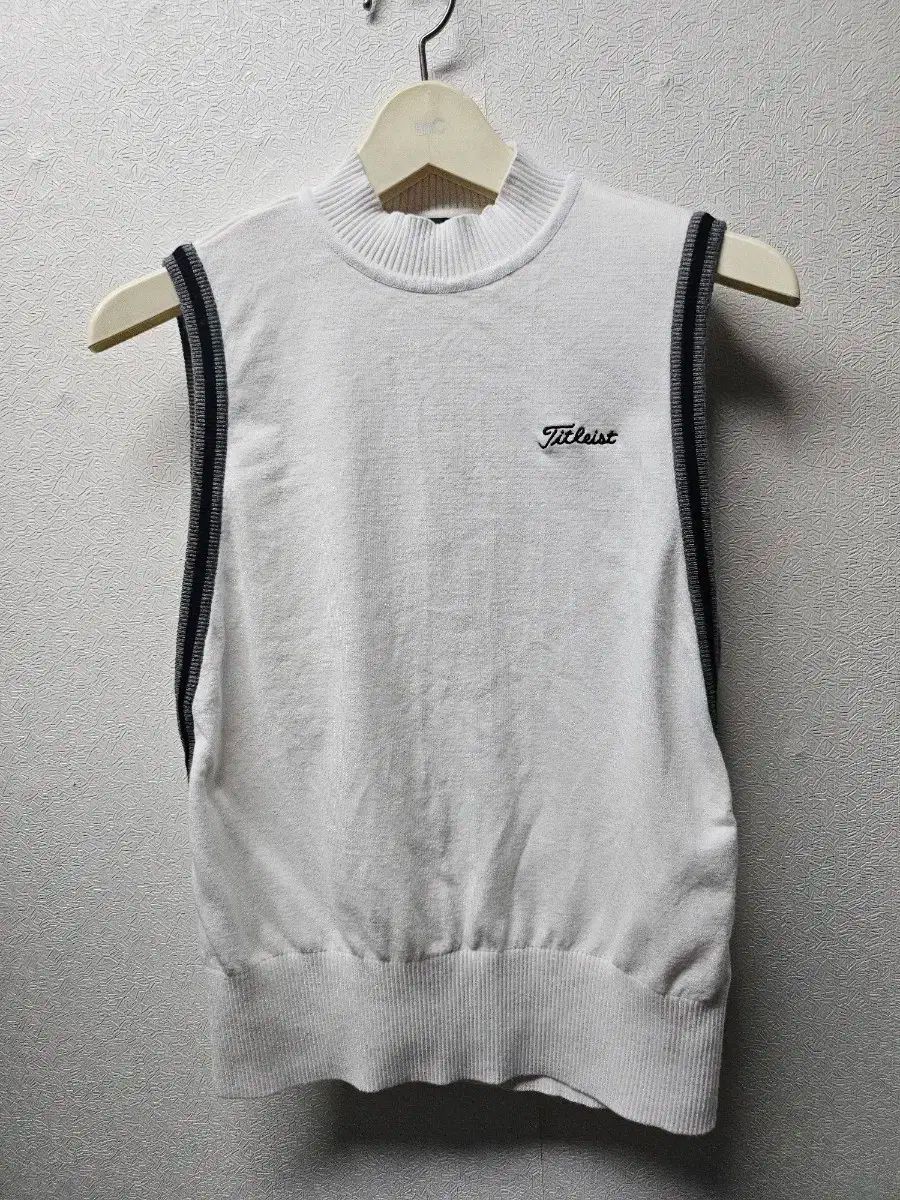 Titleist タイトリスト ホワイト ニット ゴルフ ベスト