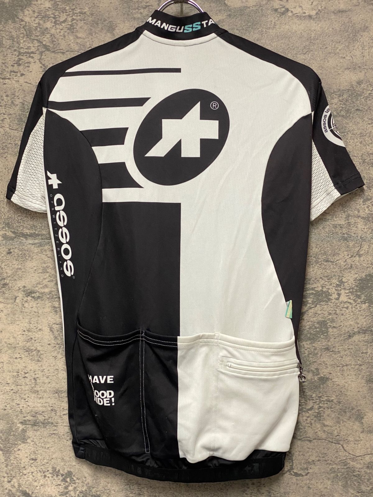 アソスassos 半袖サイクルジャージ　L寸 (新品) JH856 アソス assos SS.mangussta S7 半袖 サイクルジャージ 黒