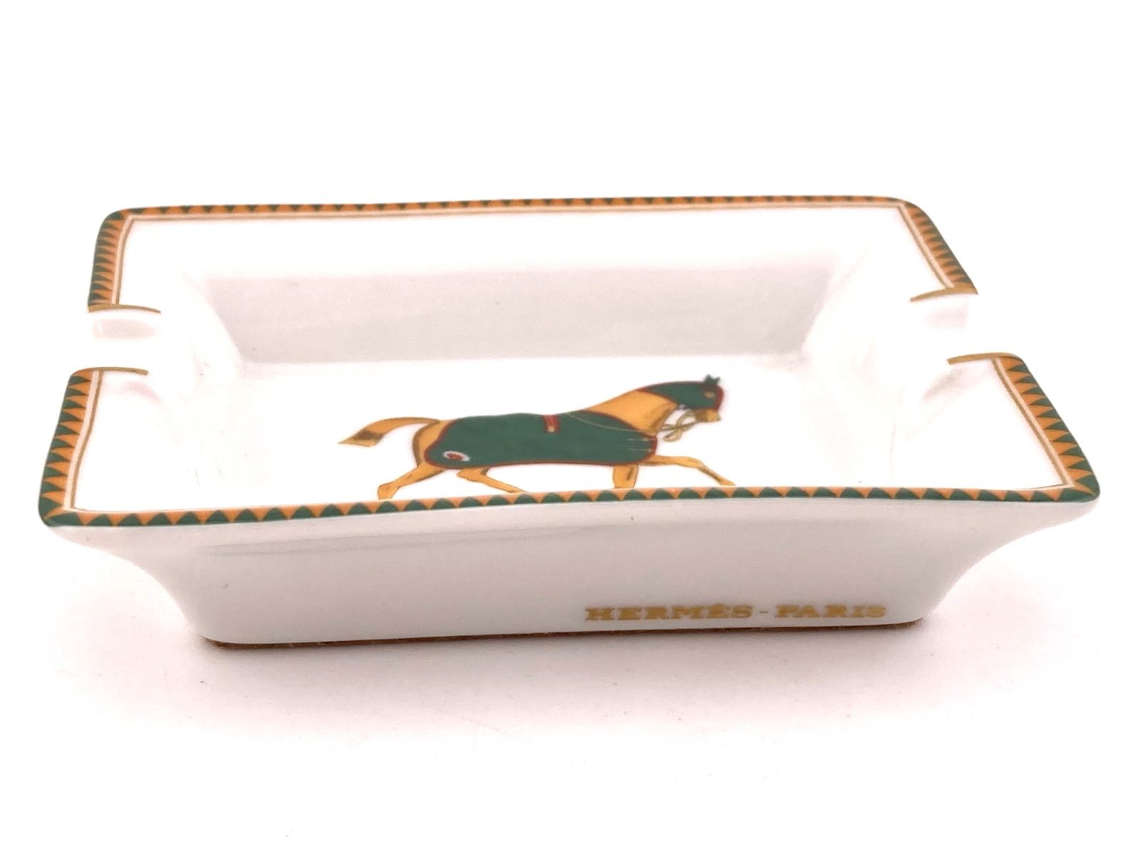 美品 HERMES エルメス ミニ アッシュトレイ 灰皿 馬柄 緑 陶磁器