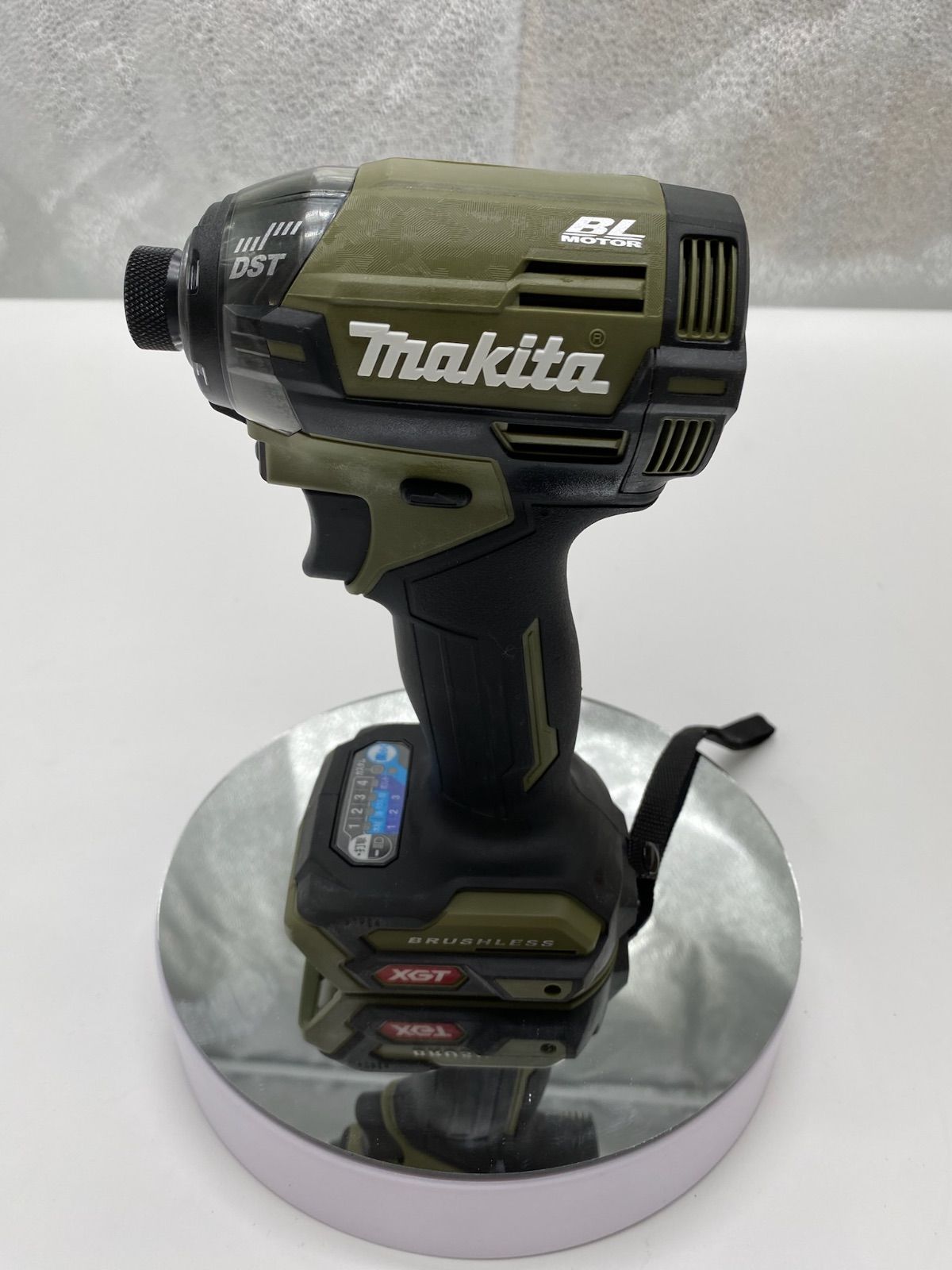 マキタ TD002GZO