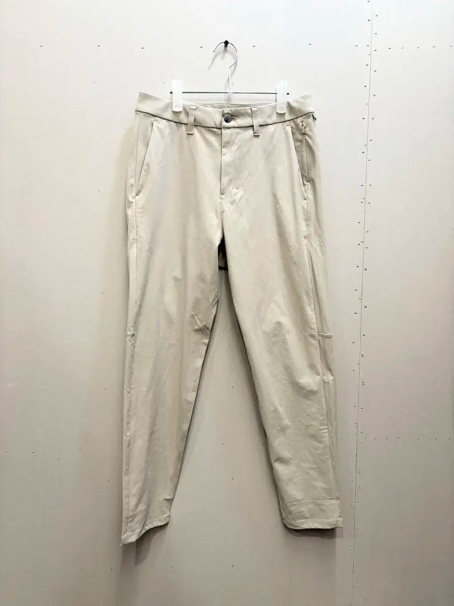 lululemon ルルレモン ABC ベージュ パンツ トラウザー 30